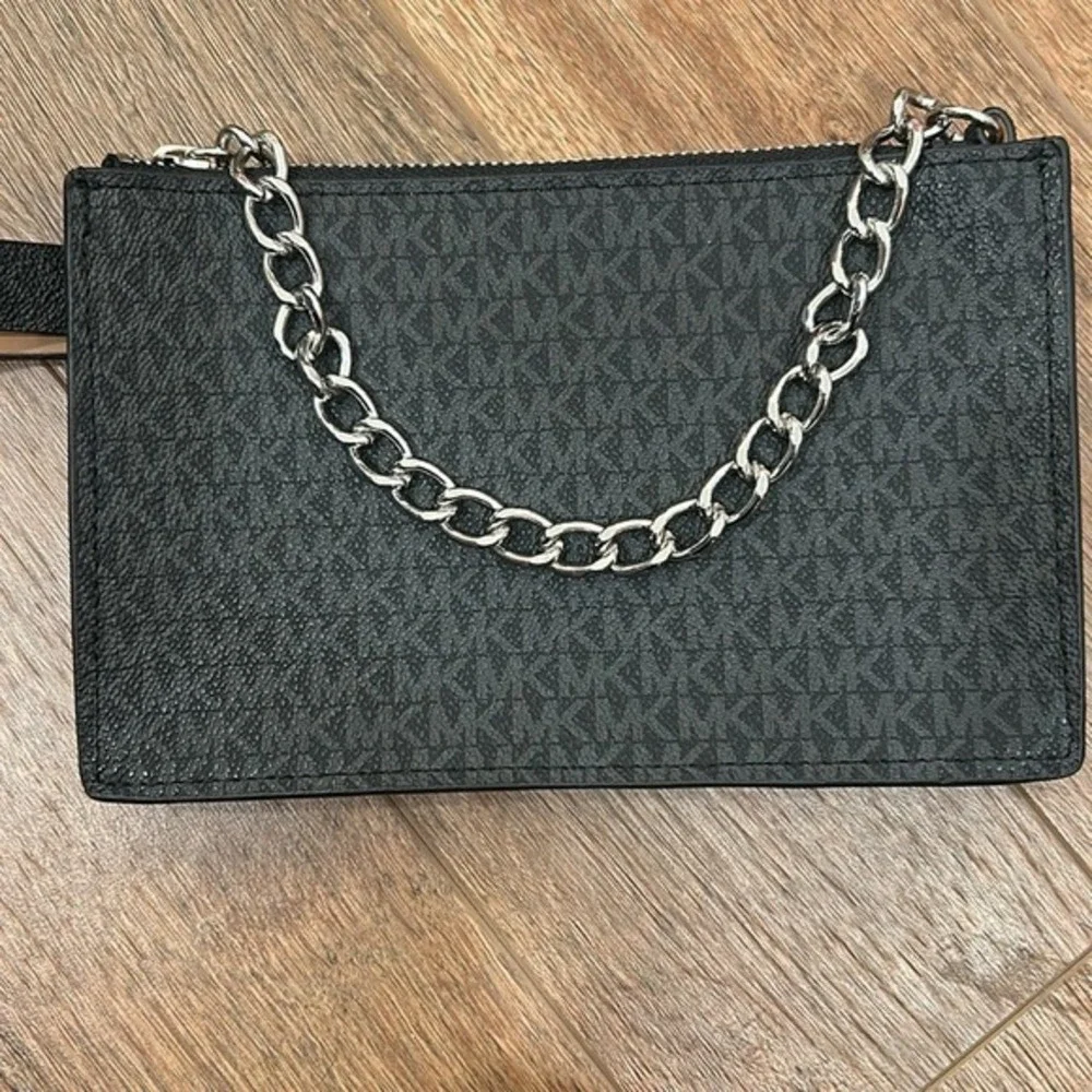 Michael Kors Chain‎ Belt Bag
